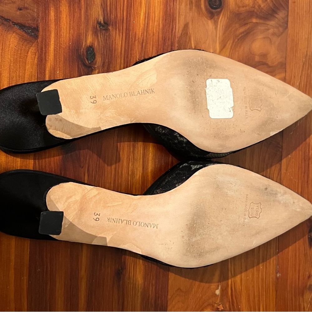Vintage Manolo Blahnik Black Lace Kitten Heels - Picture 6 of 12